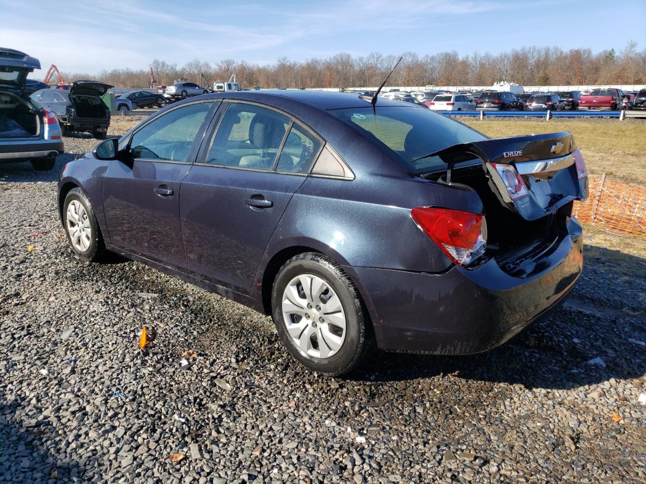 2014 Chevrolet Cruze - Image 2