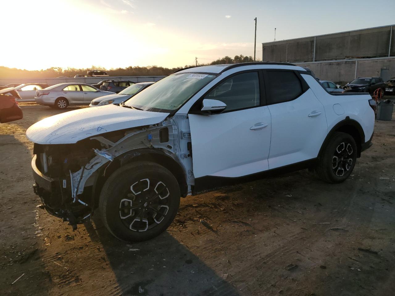 2023 Hyundai Santa Cruz - Image 1