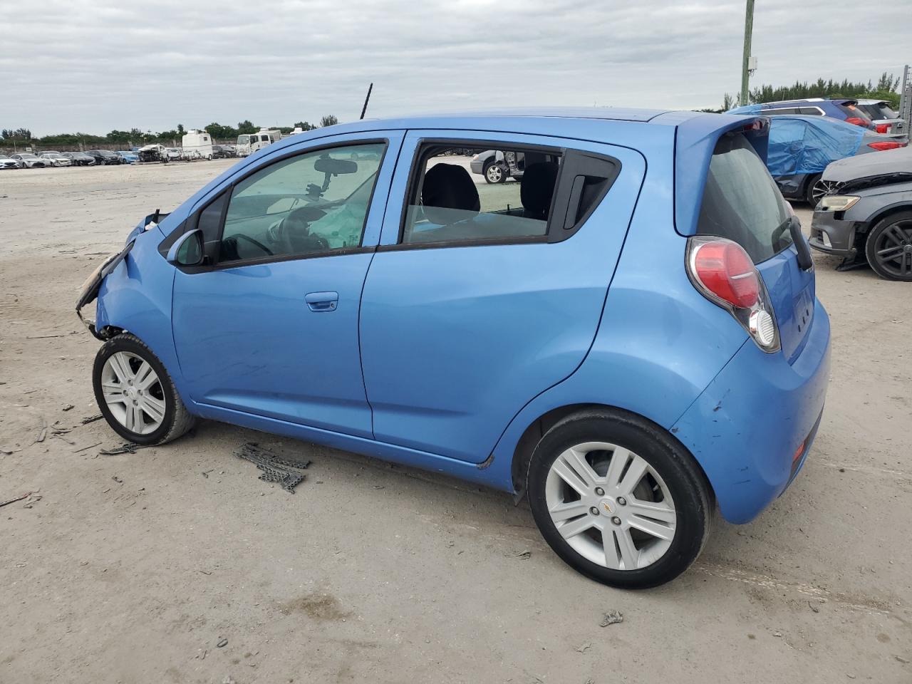 VIN KL8CB6S93EC502991 2014 CHEVROLET SPARK no.2