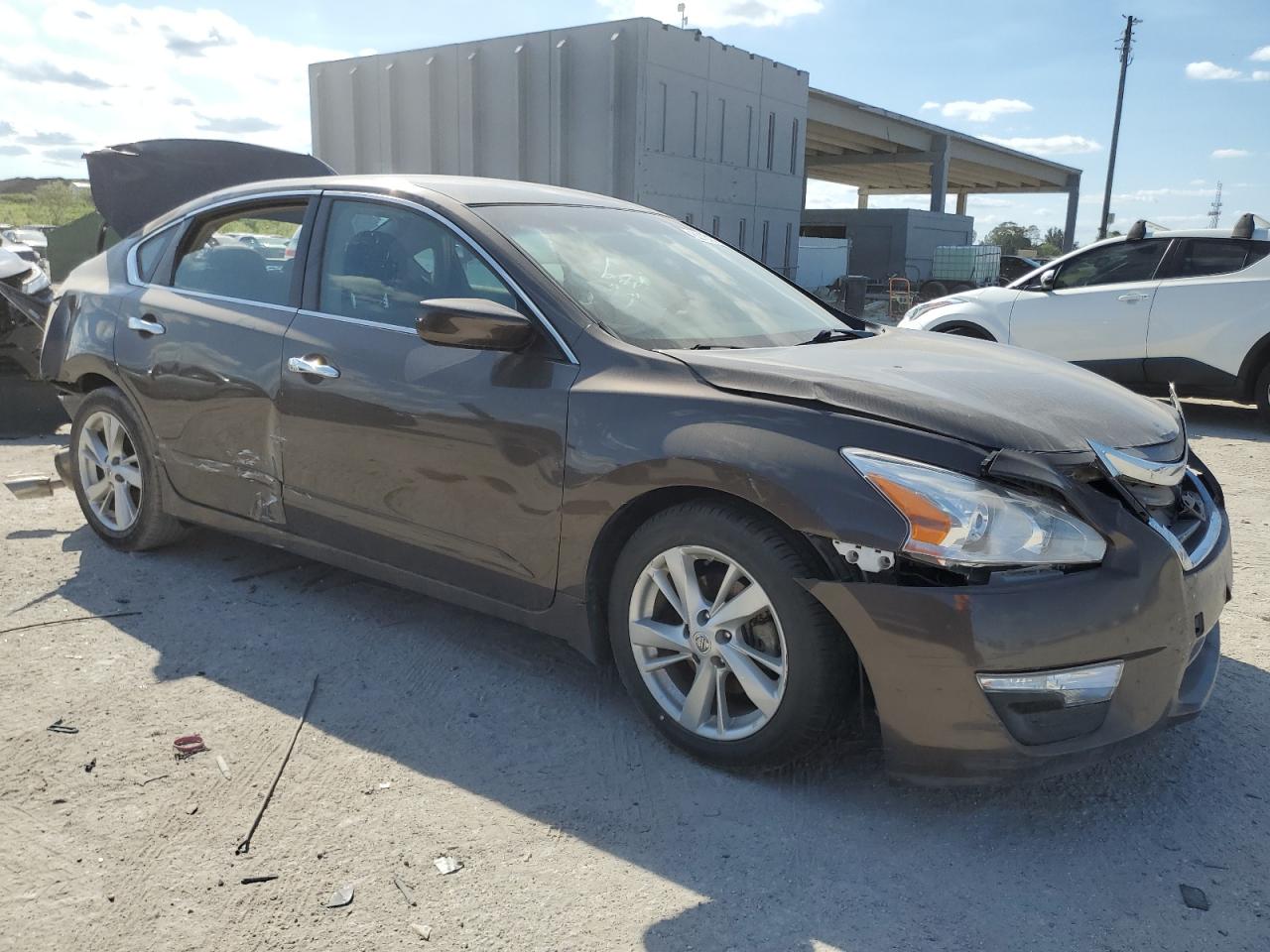 VIN 1N4AL3AP5DC263538 2013 NISSAN ALTIMA no.4