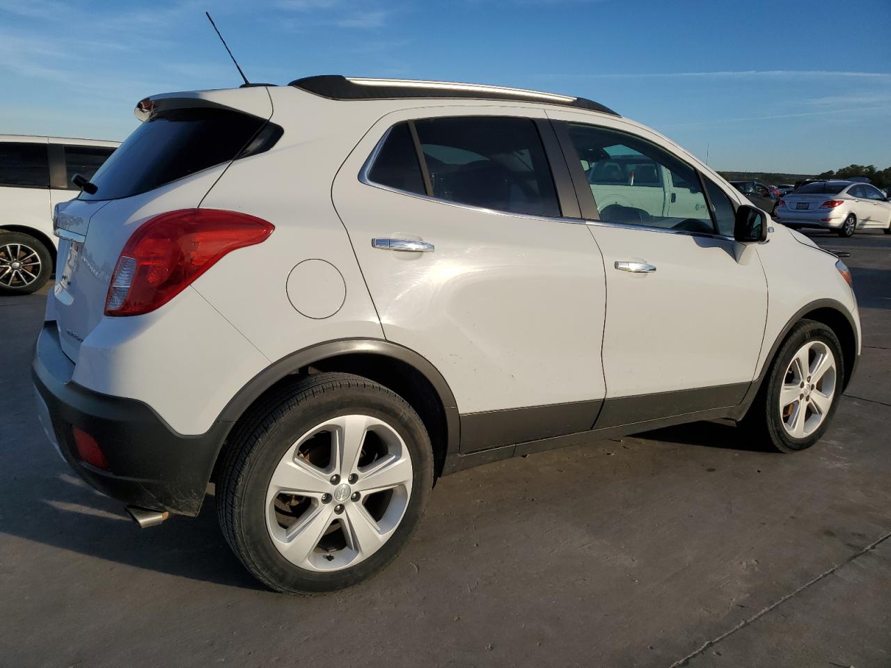 VIN KL4CJASBXGB528992 2016 BUICK ENCORE no.3