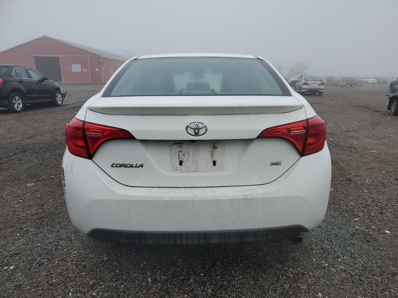 2018 Toyota Corolla L VIN: 2T1BURHE6JC109555 Lot: 81028384