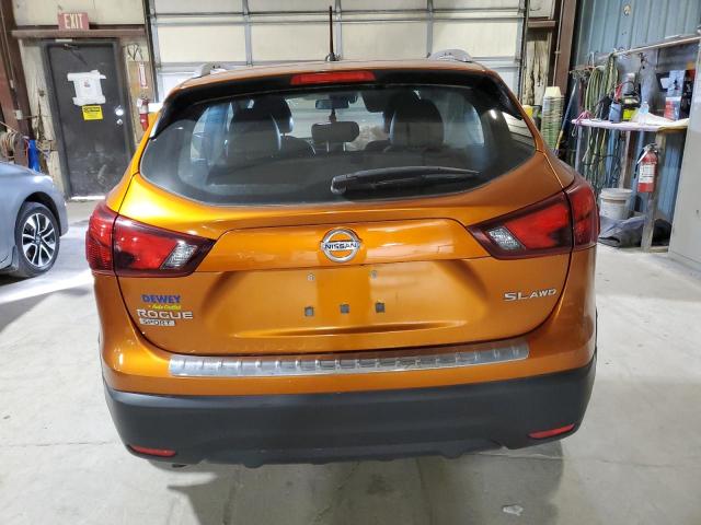  NISSAN ROGUE 2017 Оранжевый