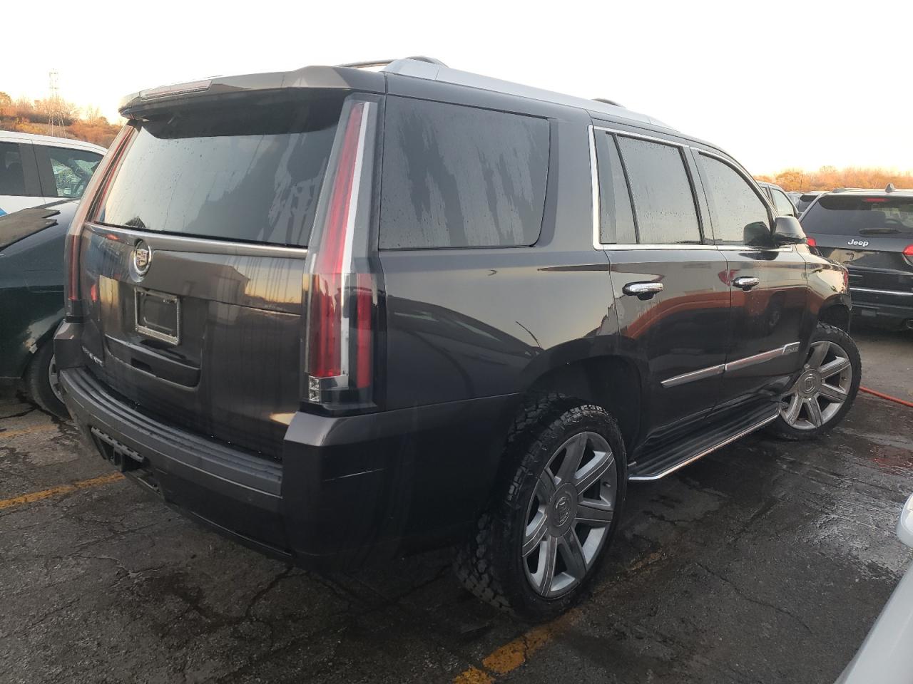 VIN 1GYS4CKJ9FR294761 2015 CADILLAC ESCALADE no.3