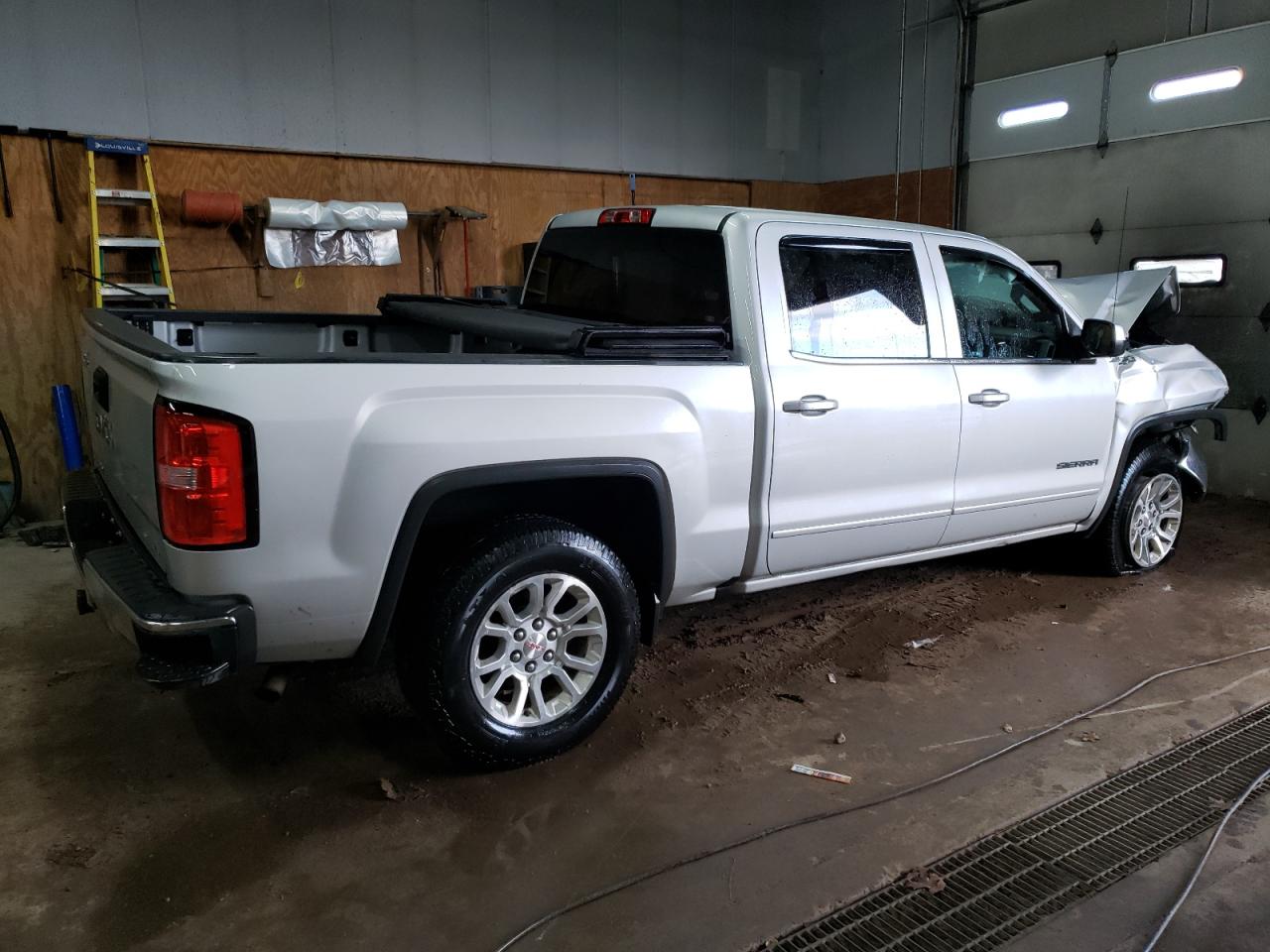 2016 GMC Sierra - Image 3