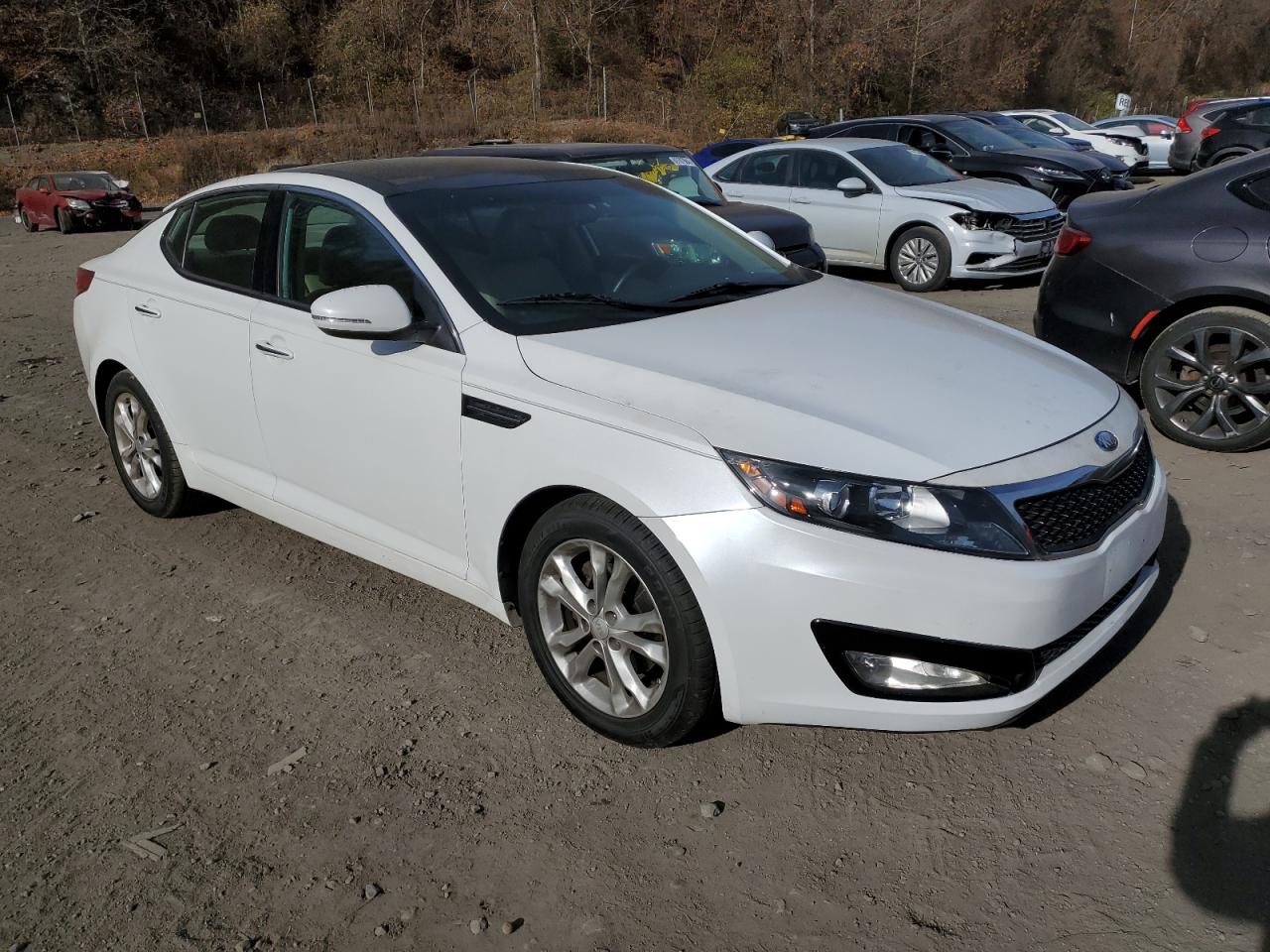 VIN 5XXGN4A74DG243768 2013 KIA OPTIMA no.4