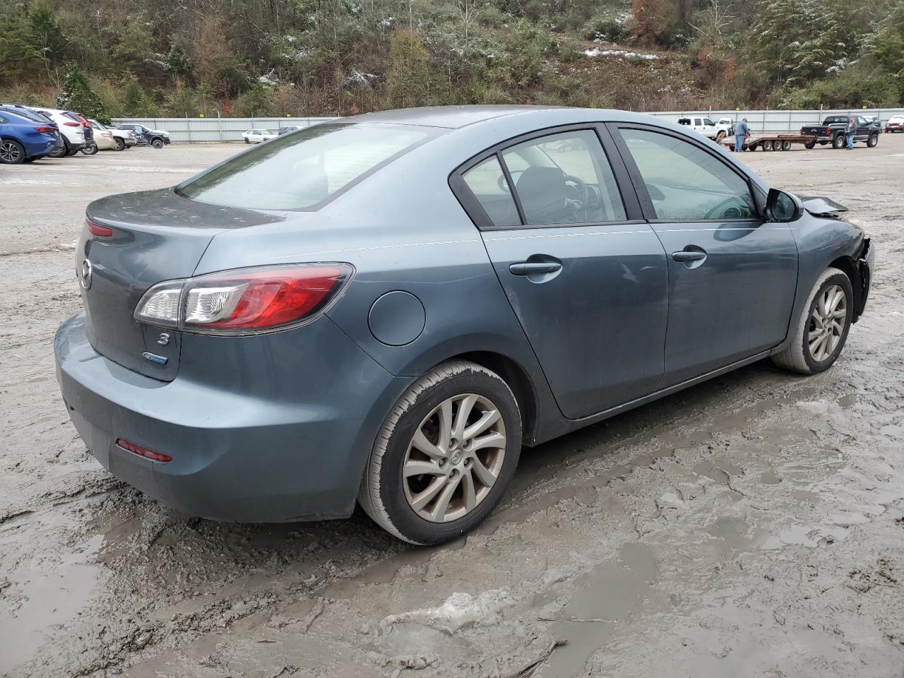 2012 Mazda 3 - Image 3
