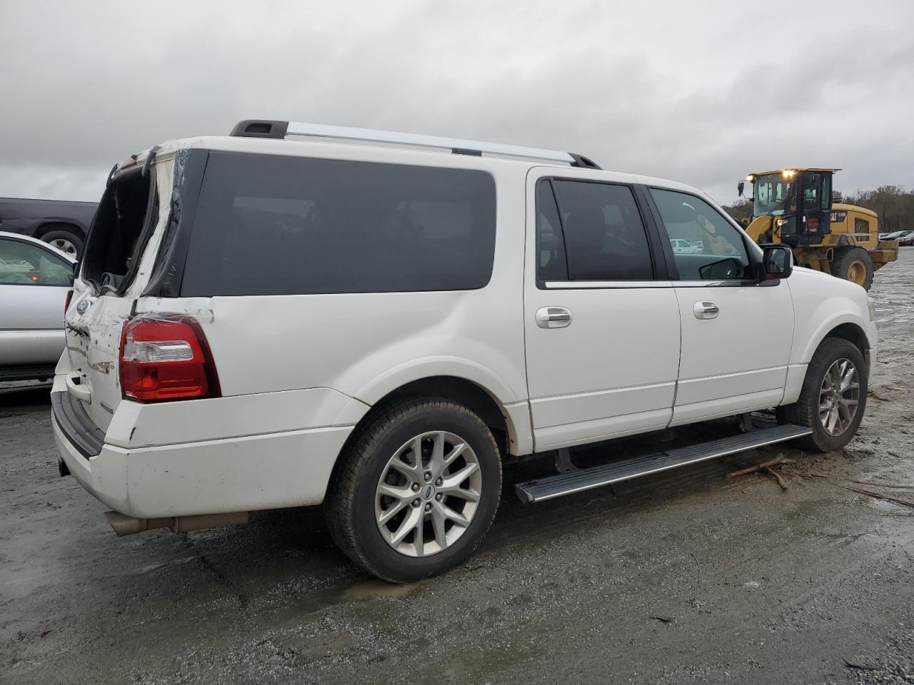 2015 Ford Expedition - Image 3