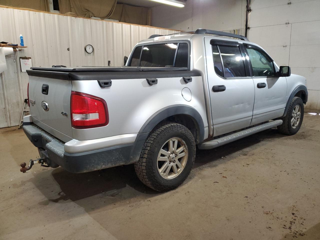 2010 Ford Explorer - Image 3