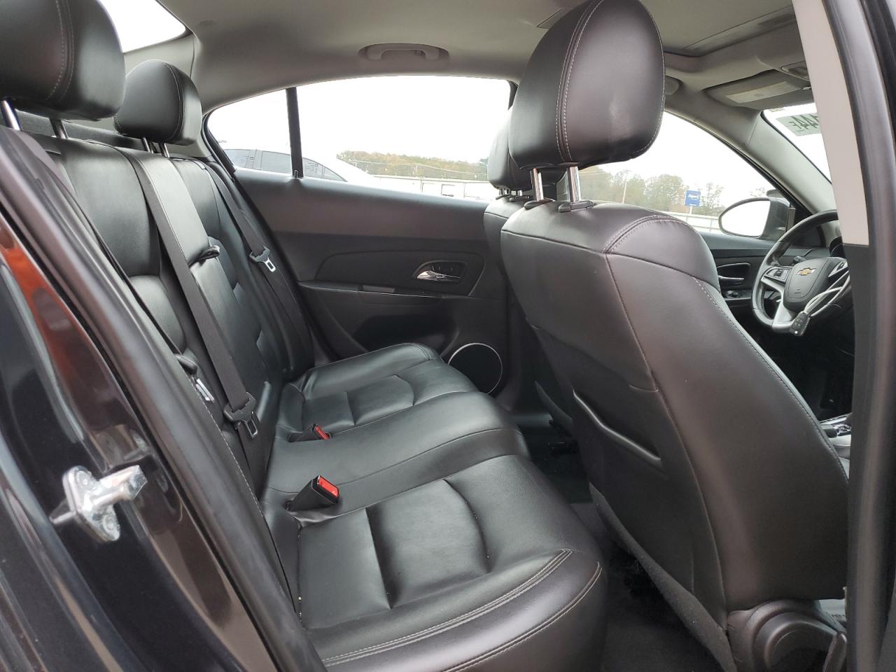 2015 Chevrolet Cruze - Image 10
