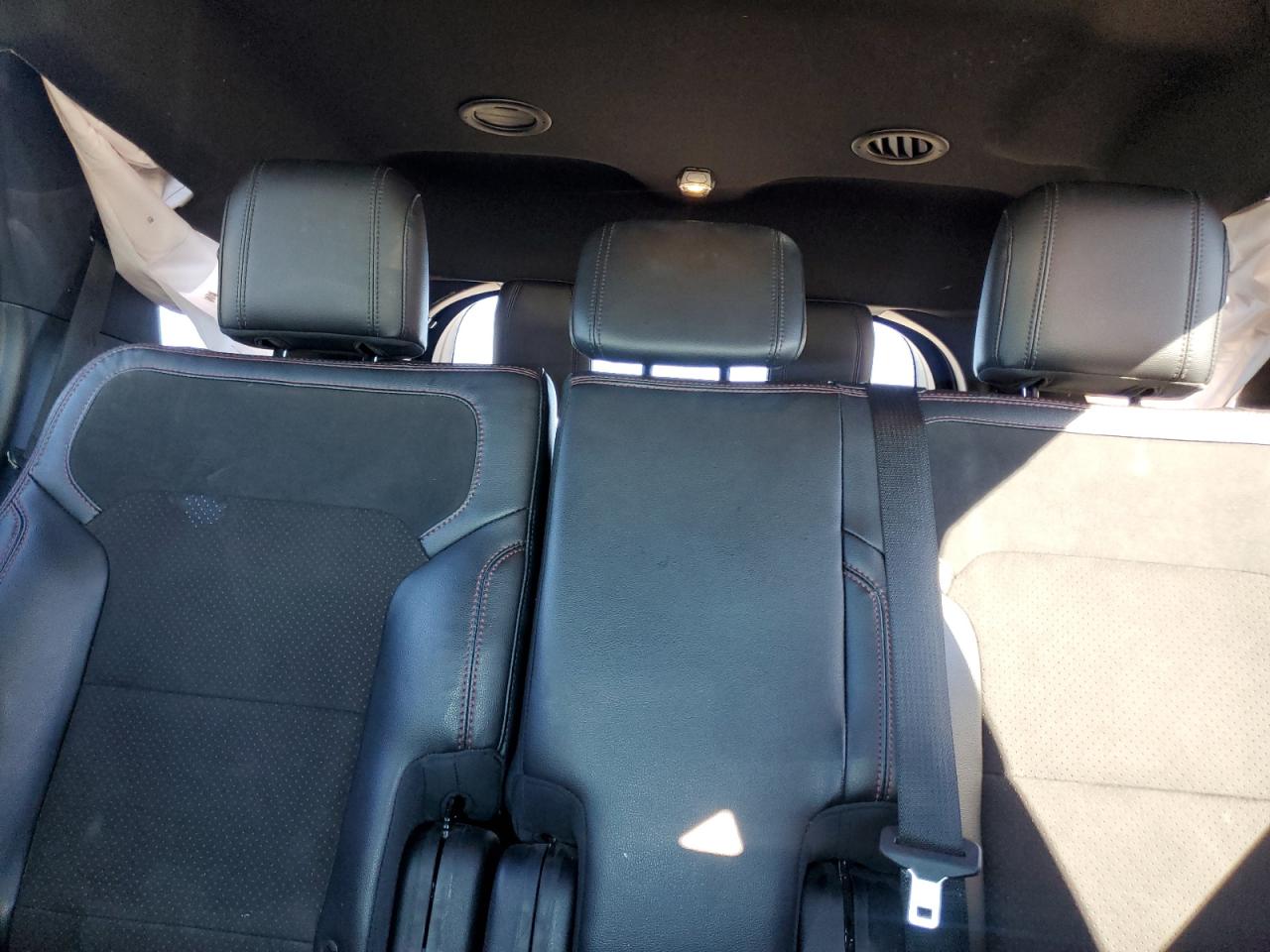 2018 Ford Explorer - Image 10