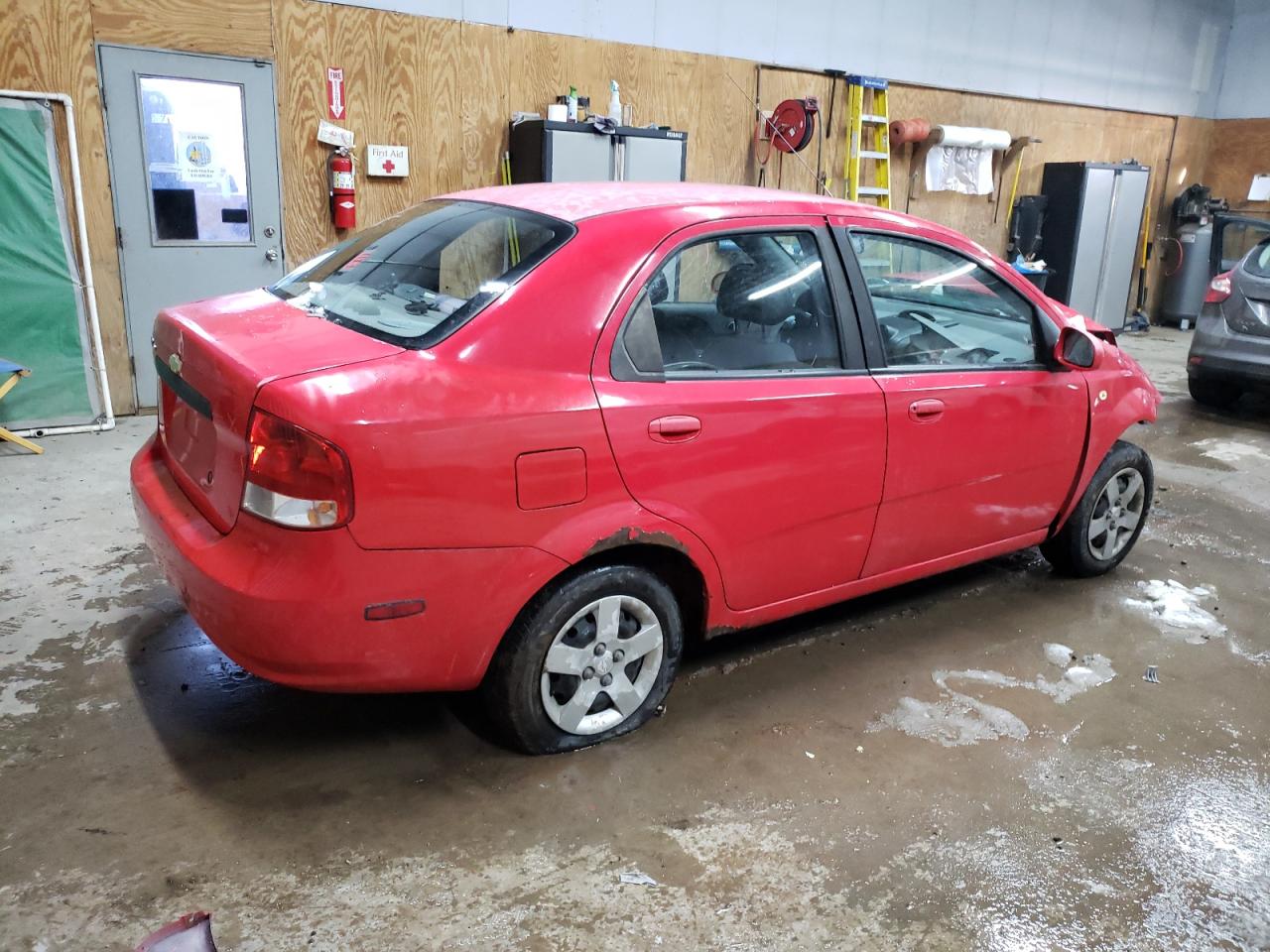 2005 Chevrolet Aveo - Image 3