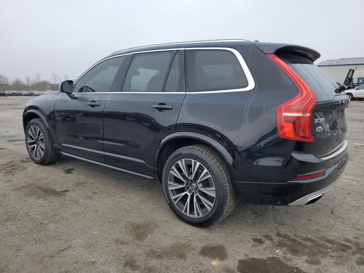 VIN YV4102PK6M1695492 2021 VOLVO XC90 no.2