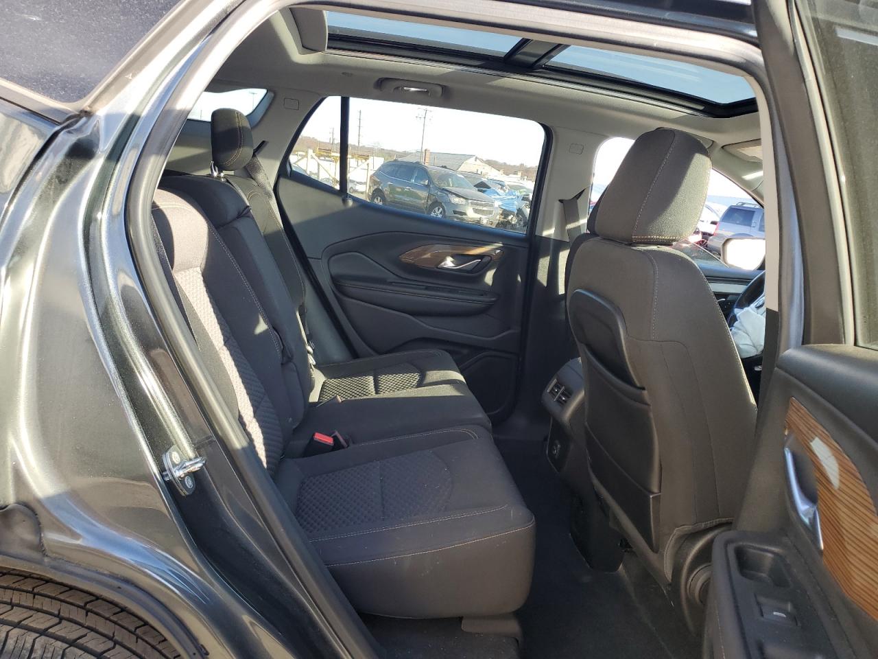 2019 GMC Terrain - Image 11