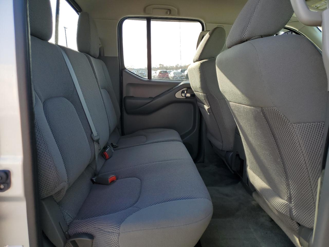 2017 Nissan Navara (Frontier) - Image 10