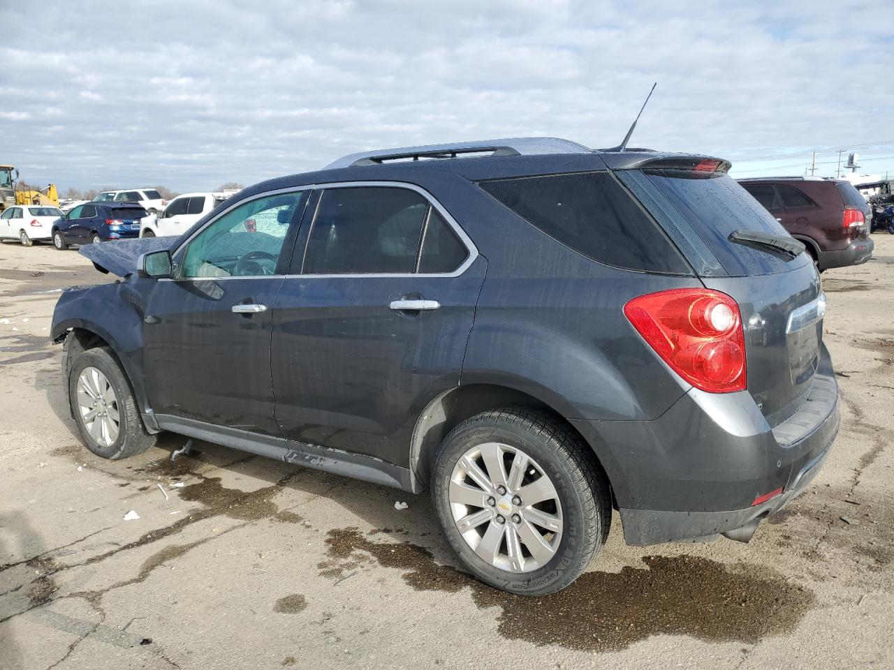 2010 Chevrolet Equinox - Image 2