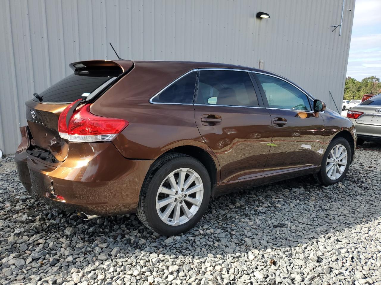 2011 Toyota Venza - Image 3