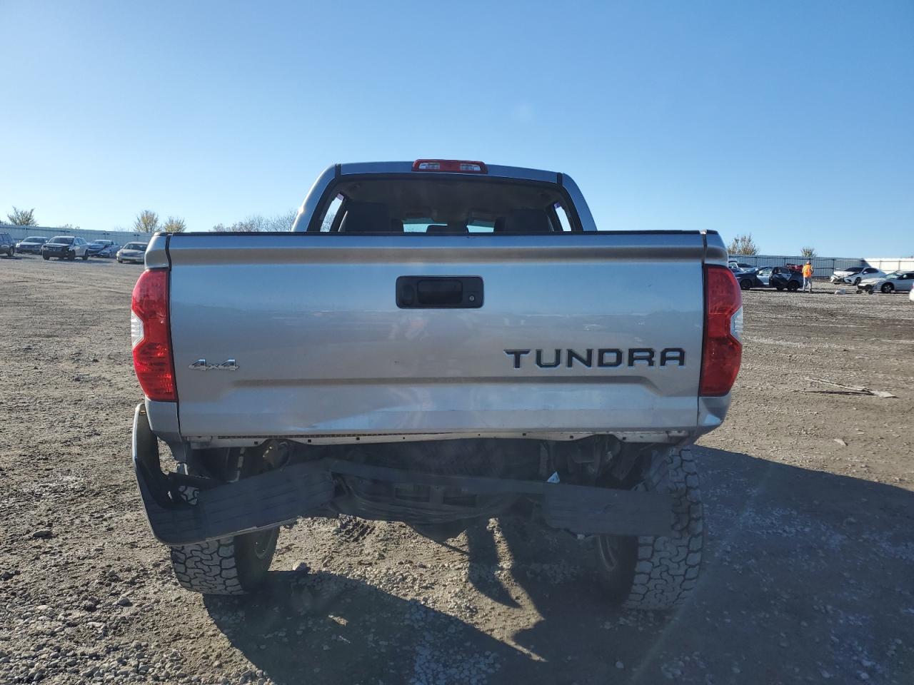 VIN 5TFDW5F19JX689574 2018 TOYOTA TUNDRA no.6