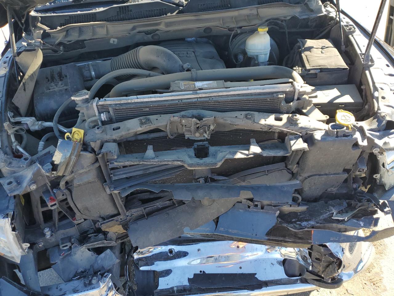 2014 RAM 1500 - Image 13