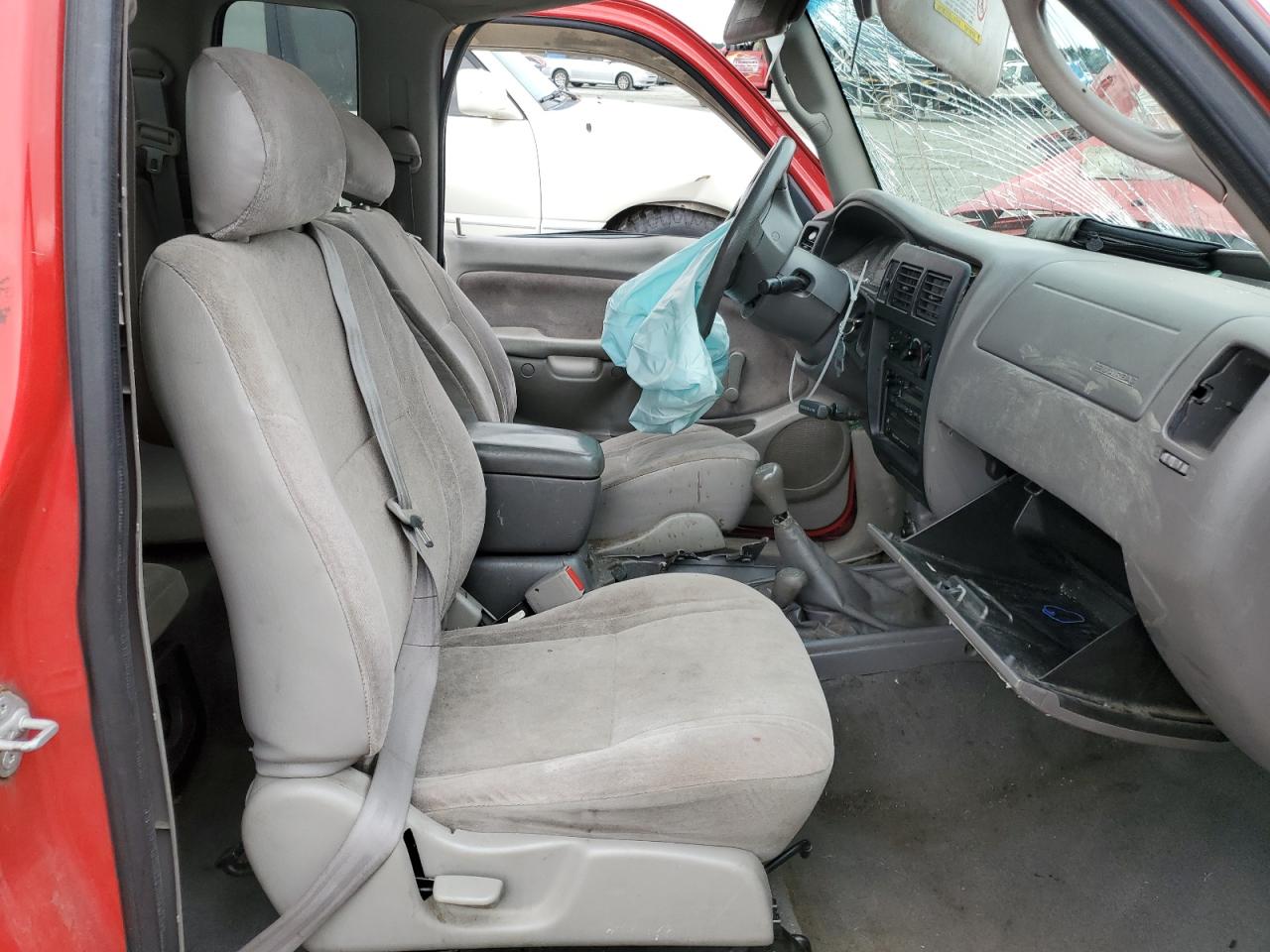 2004 Toyota Tacoma - Image 7