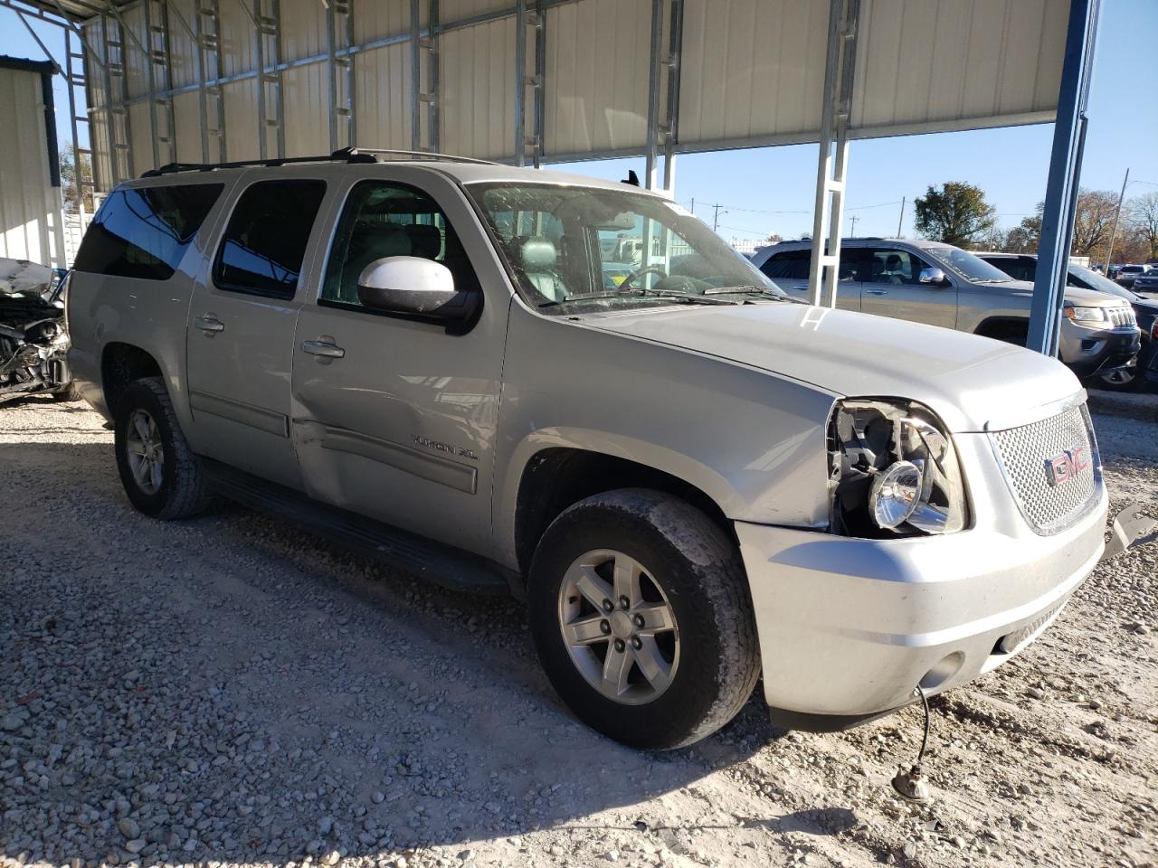 VIN 1GKS2KE77DR333113 2013 GMC YUKON no.4