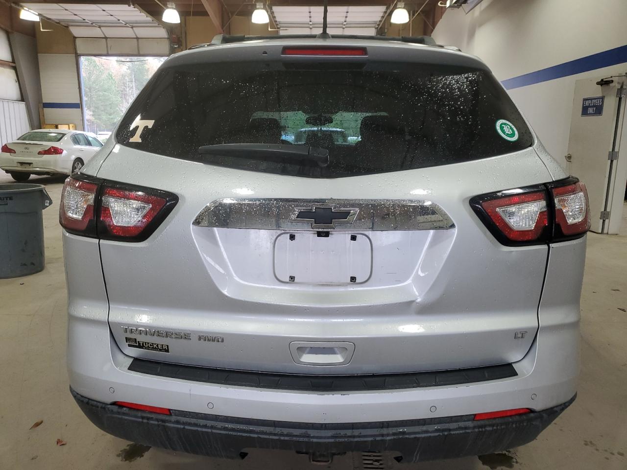 2017 Chevrolet Traverse - Image 6