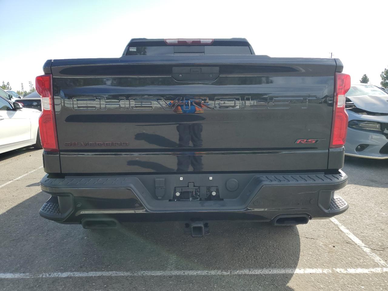 2022 Chevrolet Silverado - Image 6