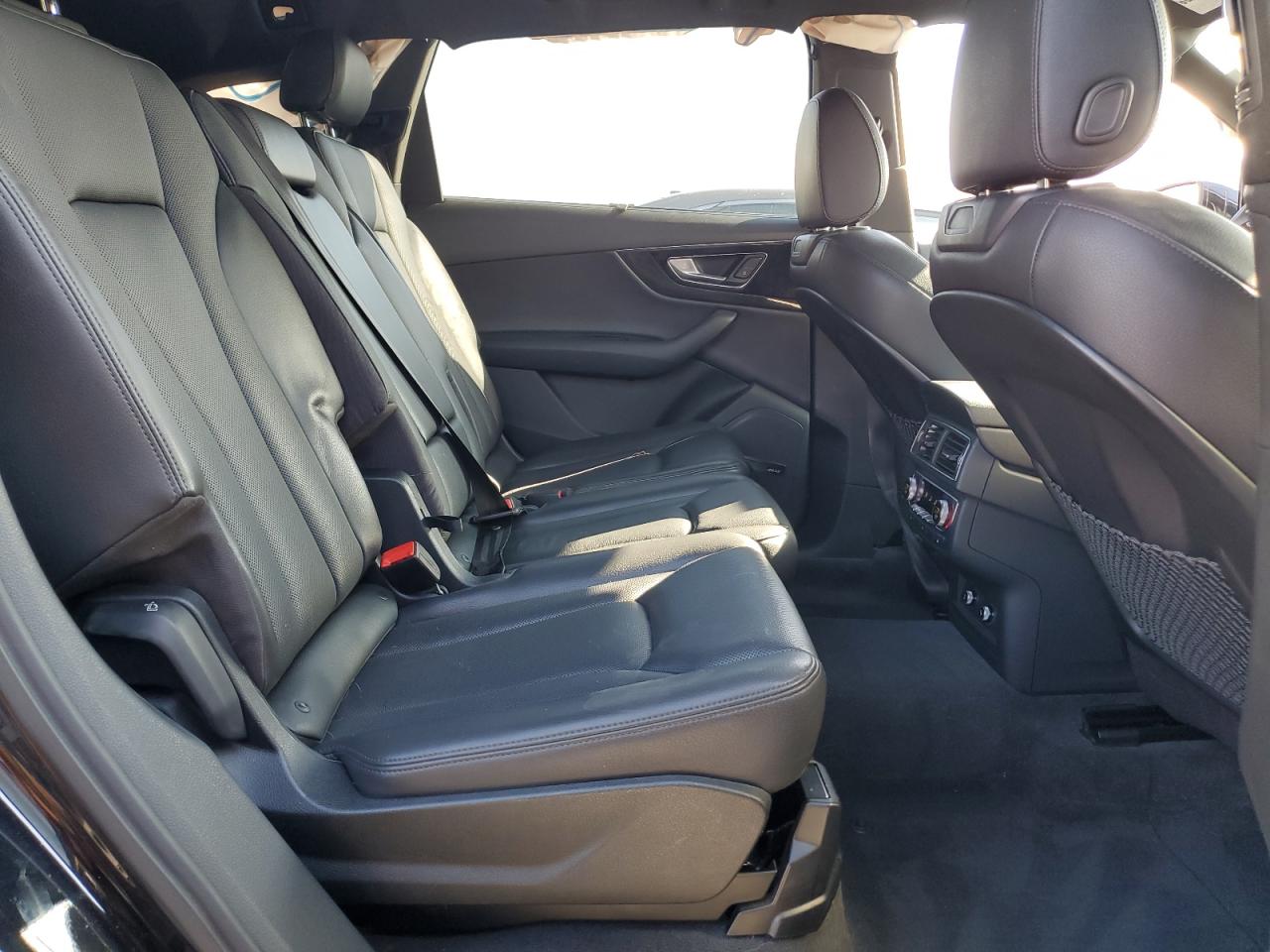 2018 Audi Q7 - Image 11