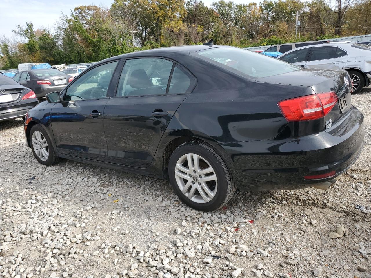 2015 Volkswagen Jetta - Image 2