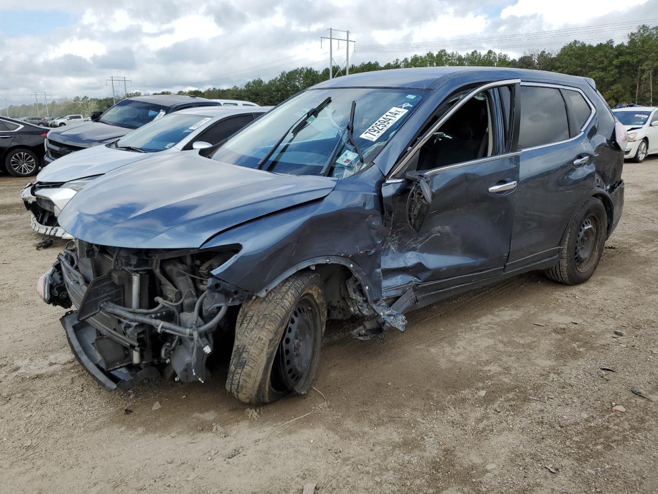 2014 Nissan Rogue - Image 1