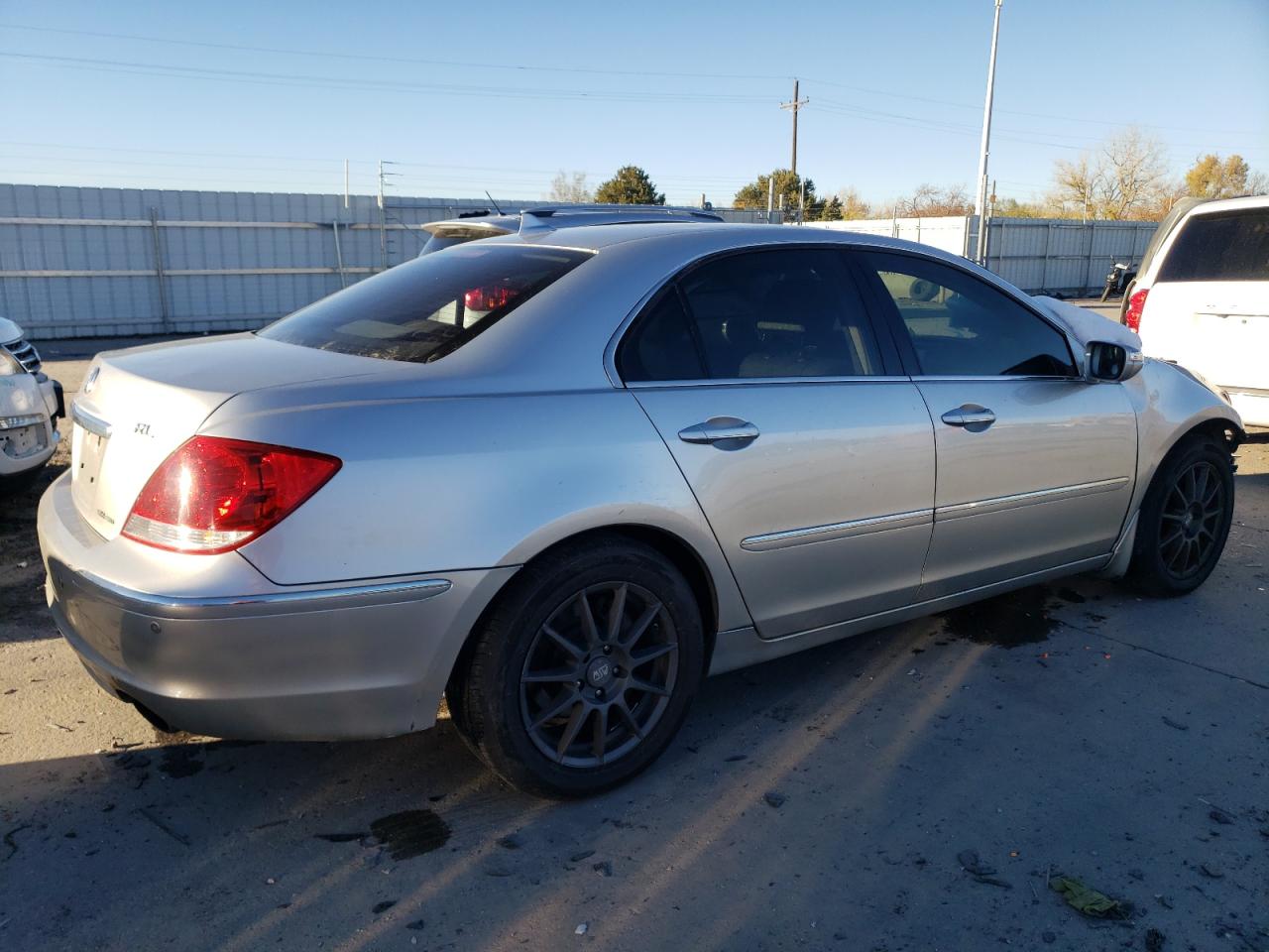 2005 Acura RL - Image 3