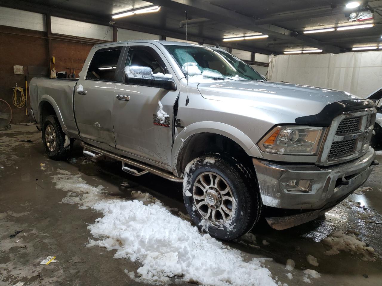 VIN 3C6UR5FL0HG559469 2017 RAM 2500 no.4