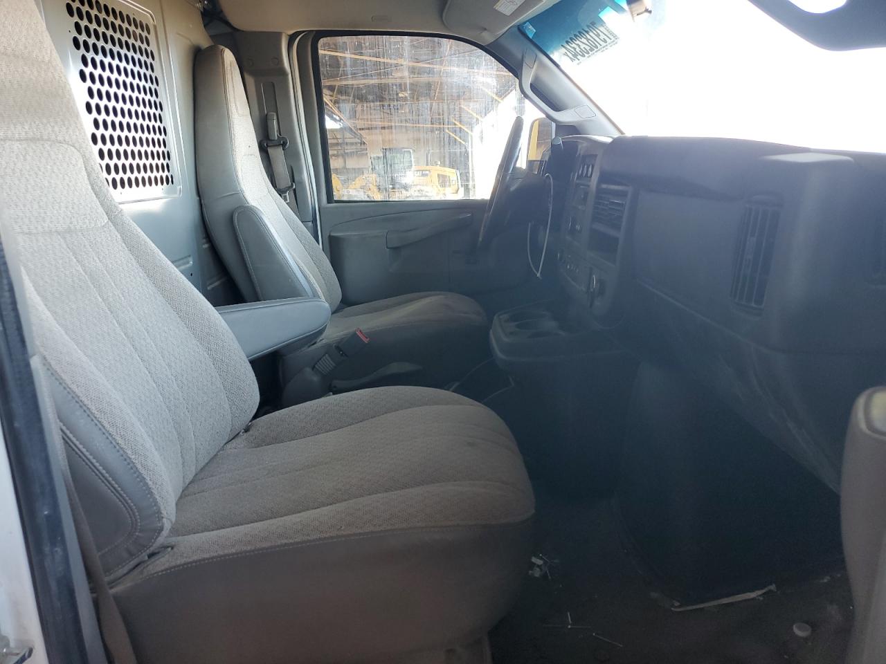 2020 Chevrolet Express G2500 VIN: 1GCWGBFP6L1261878 Lot: 79182334