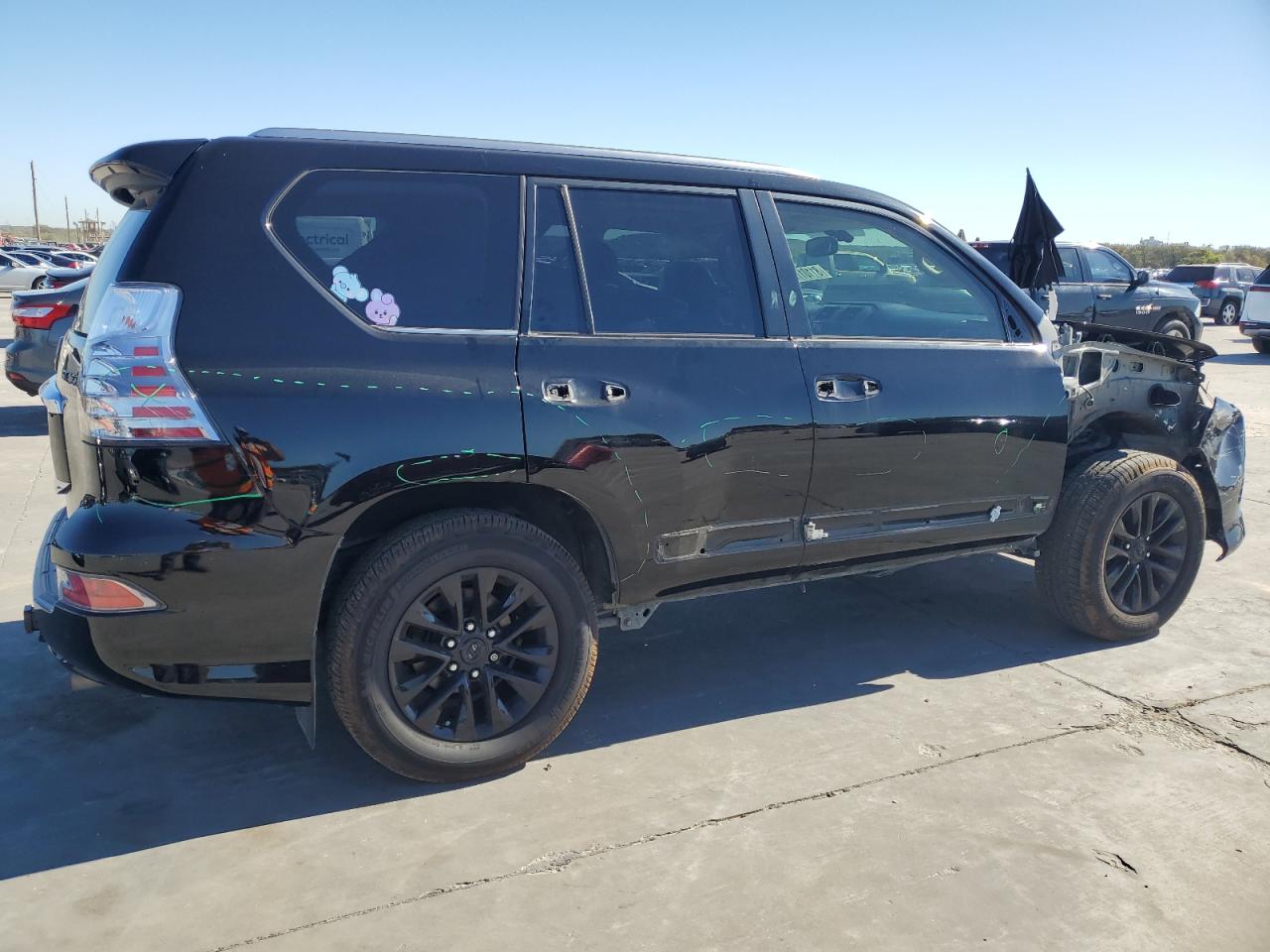 2015 Lexus GX - Image 3