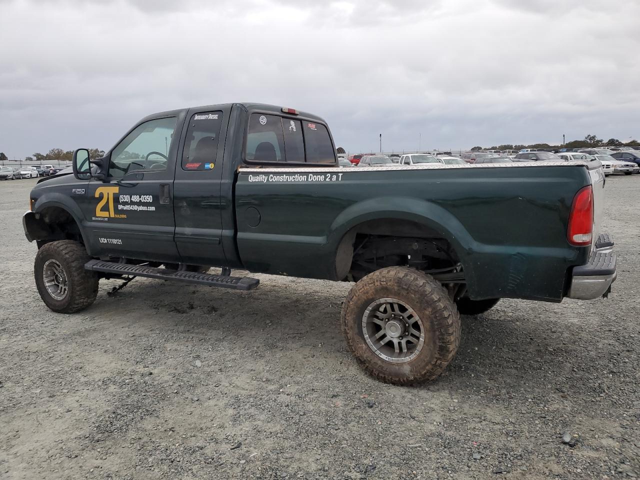 2001 Ford F250 - Image 2