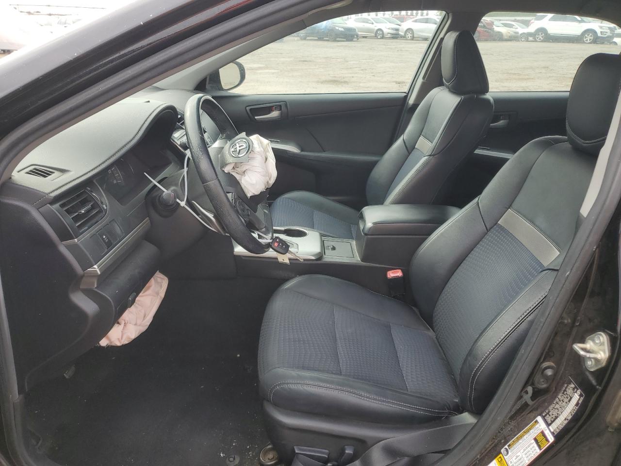 2014 Toyota Camry - Image 7