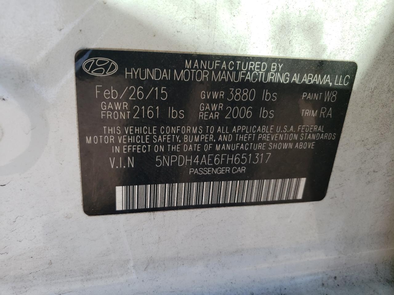2015 Hyundai Elantra - Image 14