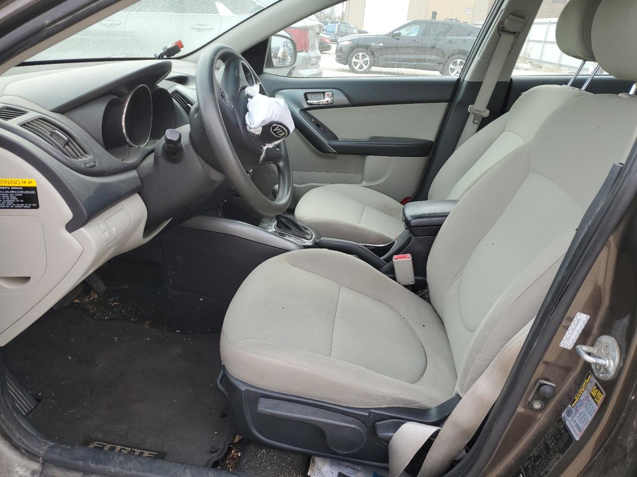 2013 Kia Forte - Image 7