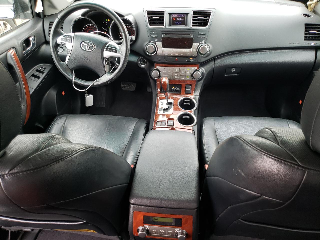 2011 Toyota Highlander - Image 8