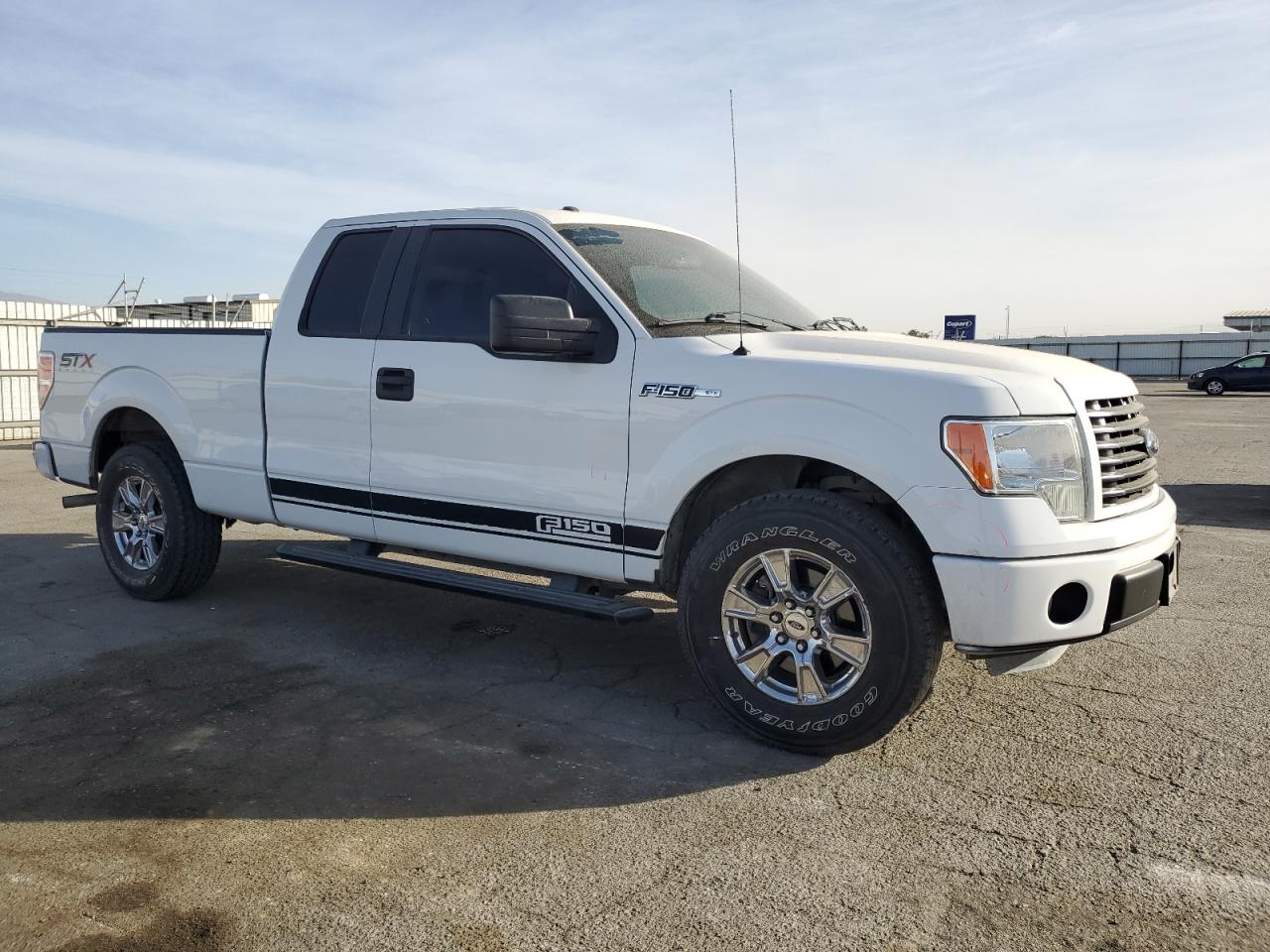 2014 Ford F-150 - Image 4
