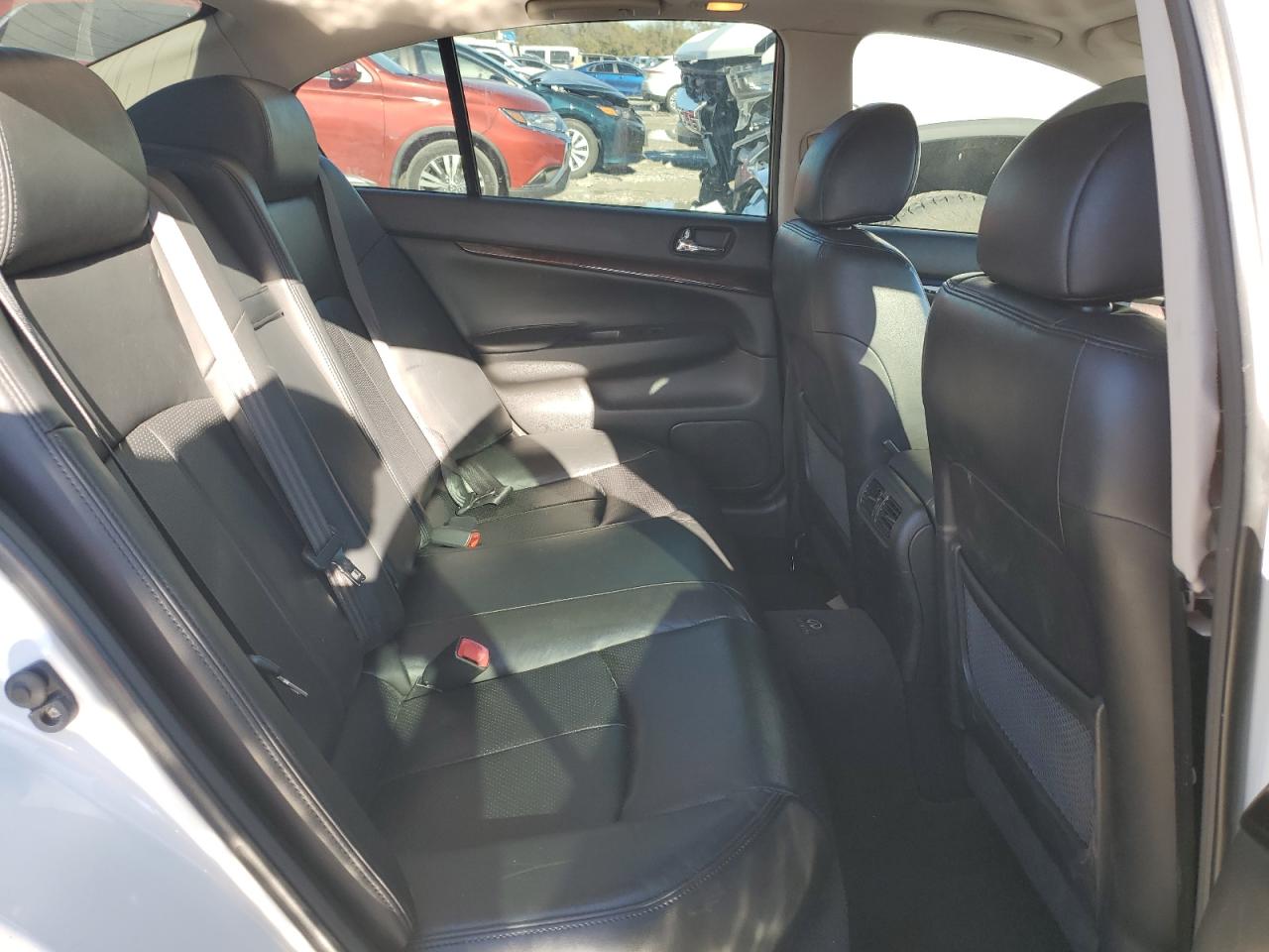 2012 Infiniti G - Image 10