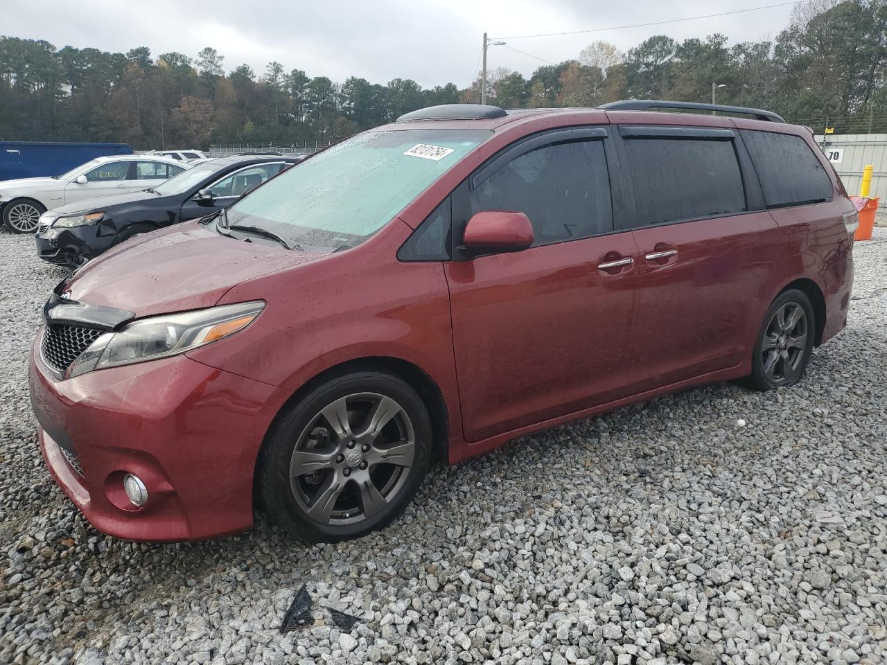 2017 TOYOTA SIENNA