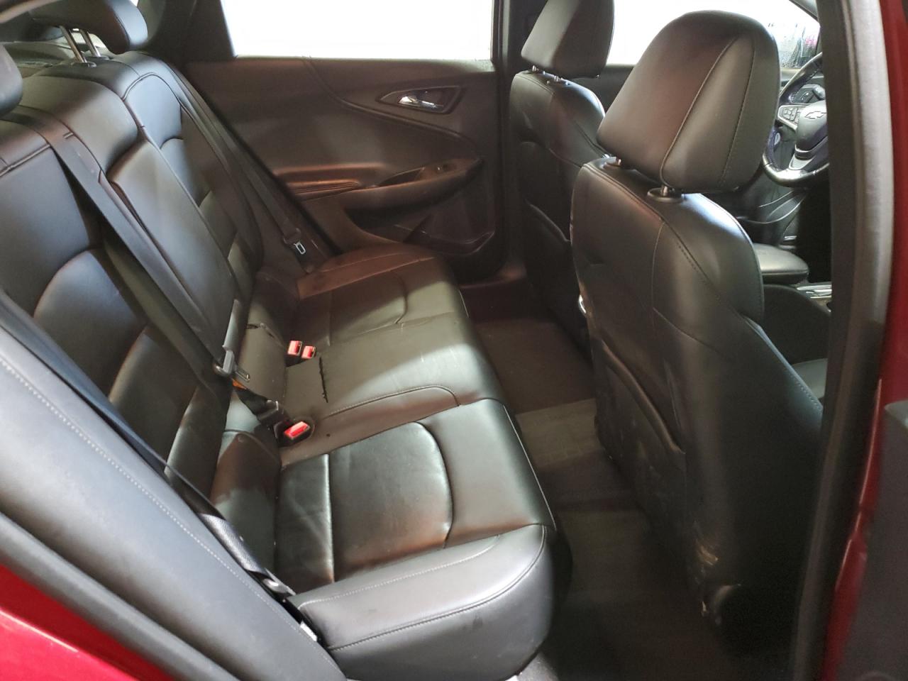 2018 Chevrolet Malibu - Image 10