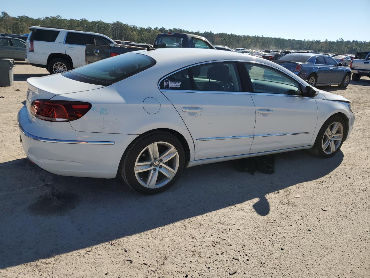 2015 Volkswagen Passat CC - Image 3
