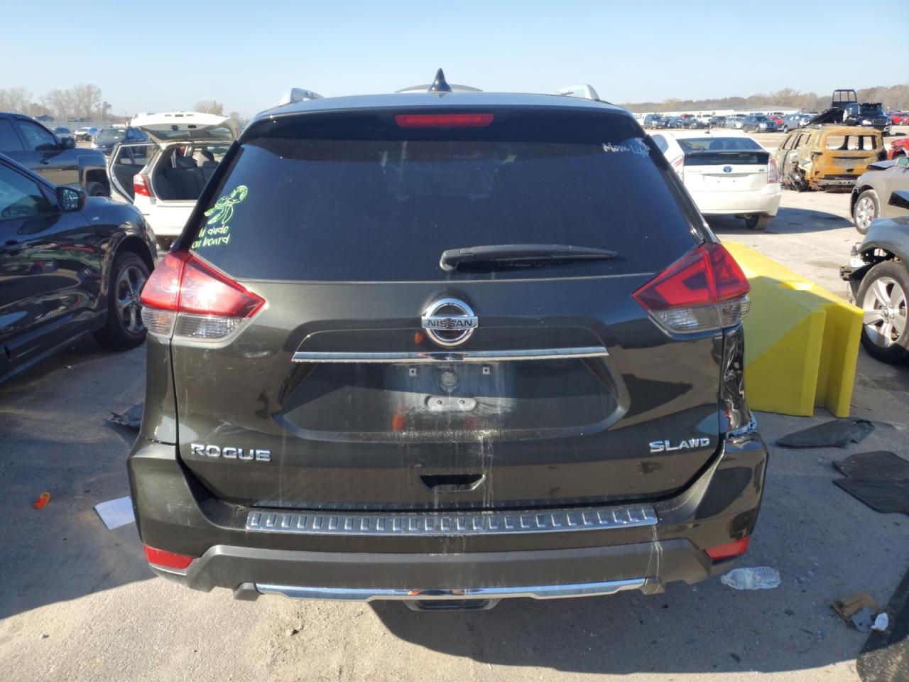 2017 Nissan Rogue Sv VIN: 5N1AT2MV3HC767053 Lot: 79512364