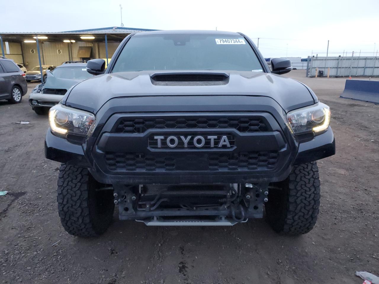 2018 Toyota Tacoma - Image 5