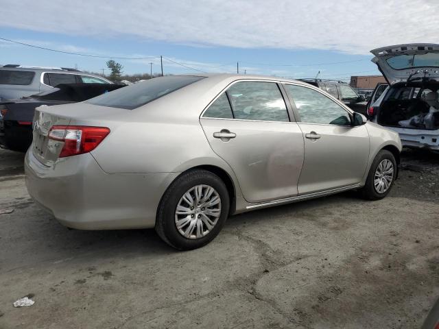 Sedans TOYOTA CAMRY 2014 tan