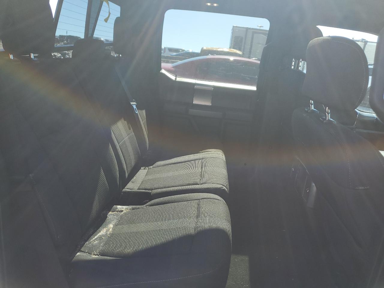 2016 Ford F-150 - Image 10