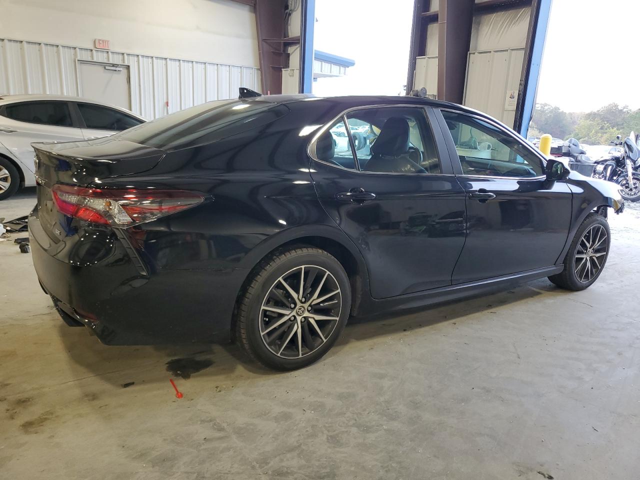 2021 Toyota Camry - Image 3
