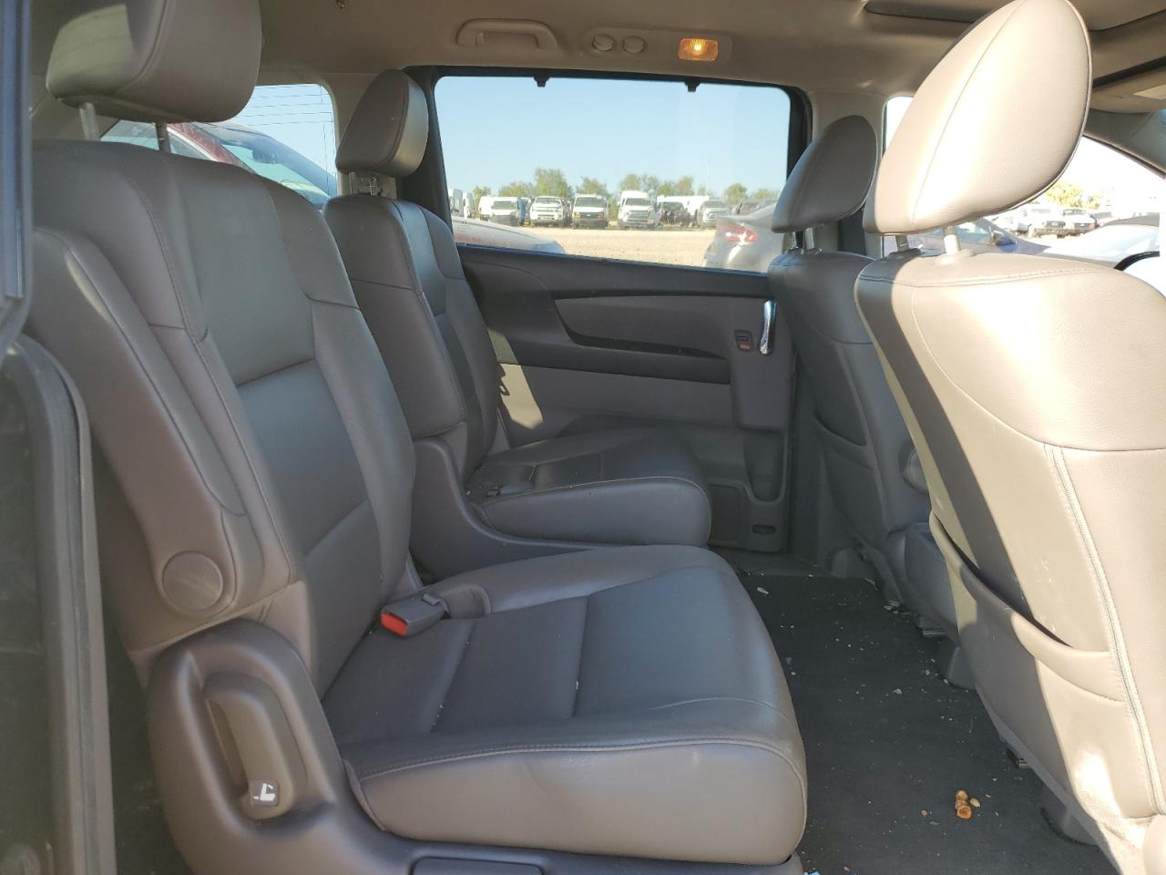 2014 Honda Odyssey - Image 10